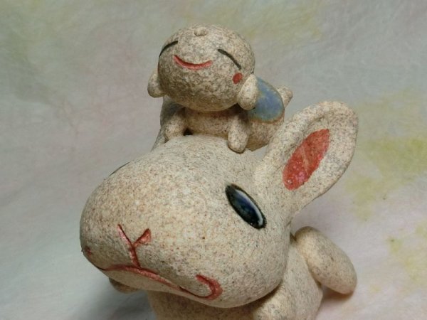 画像4: 地蔵を乗せた福兎 (4)
