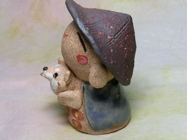 画像3: 幸せ柴犬だき笠地蔵（茶小） (3)