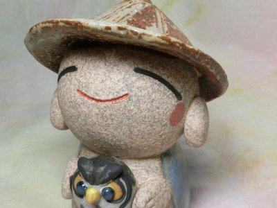 画像2: 幸せ福朗を抱いた笠地蔵（茶小）